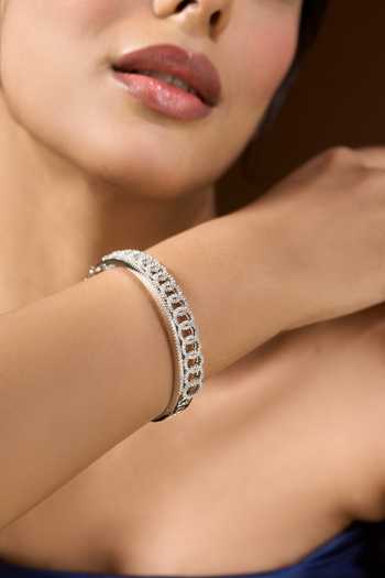 Buy Nazaakat By Samara Singh White Geometric Pattern Bracelet Online at Aza Fashions Buy_Nazaakat By Samara Singh_White Geometric Pattern Bracelet _Online_at_Aza_Fashions