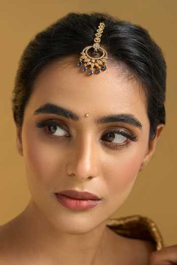 Shop Nazaakat By Samara Singh Blue Stone Studded Maangtikka Online at Aza Fashions Shop_Nazaakat By Samara Singh_Blue Stone Studded Maangtikka _Online_at_Aza_Fashions