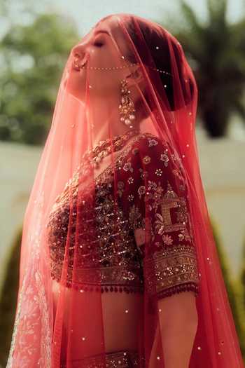 Roqa Red Silk, Net Sweetheart Neck Pichwai Mahal Bridal Lehenga Set Online at Aza Fashions Roqa_Red Silk, Net Sweetheart Neck Pichwai Mahal Bridal Lehenga Set _Online_at_Aza_Fashions