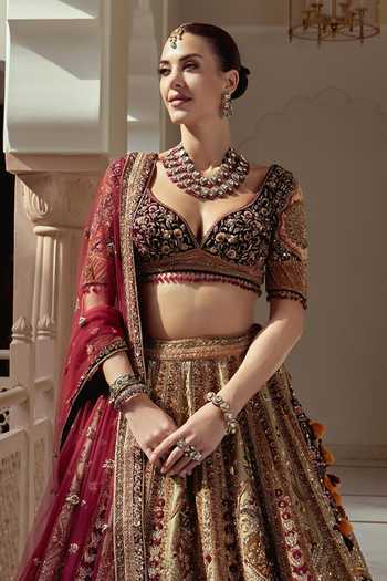 Roqa Green Silk, Velvet, Net Sweetheart Neck Baagh Bridal Lehenga Set Online at Aza Fashions Roqa_Green Silk, Velvet, Net Sweetheart Neck Baagh Bridal Lehenga Set _Online_at_Aza_Fashions