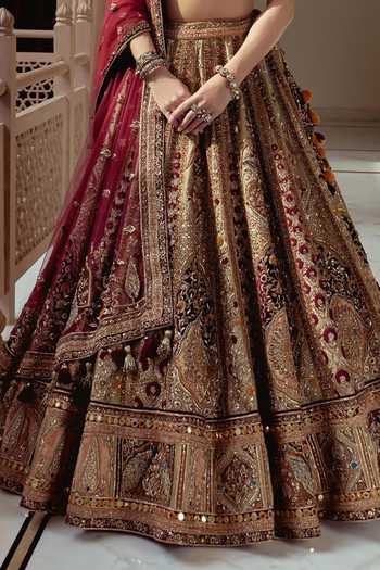 Buy Roqa Green Silk, Velvet, Net Sweetheart Neck Baagh Bridal Lehenga Set Online at Aza Fashions Buy_Roqa_Green Silk, Velvet, Net Sweetheart Neck Baagh Bridal Lehenga Set _Online_at_Aza_Fashions