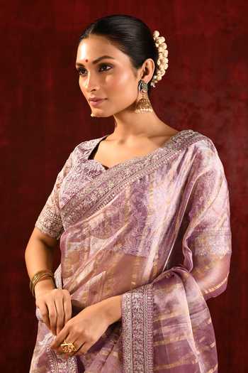singhanias_Gold Tissue Saree With Running Blouse Fabric _at_Aza_Fashions