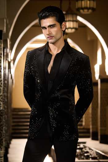 Buy Contrast By Parth Black Velvet Crystals Zenith Embroidered Tuxedo Set Online at Aza Fashions Buy_Contrast By Parth_Black Velvet Crystals Zenith Embroidered Tuxedo Set _Online_at_Aza_Fashions
