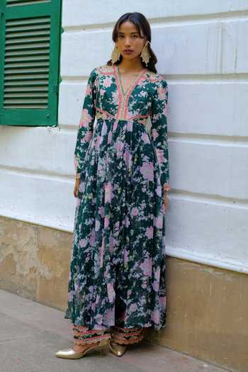 Aangan By Parul Green Silk, Chiffon V-neck Maison Lumiere Printed Anarkali And Pant Set at Aza Fashions Aangan By Parul_Green Silk, Chiffon V-neck Maison Lumiere Printed Anarkali And Pant Set _at_Aza_Fashions