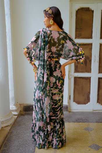 Aangan By Parul Green Silk, Chiffon V-neck Sylvie Mirage Printed Pre-draped Saree With Blouse at Aza Fashions Aangan By Parul_Green Silk, Chiffon V-neck Sylvie Mirage Printed Pre-draped Saree With Blouse _at_Aza_Fashions
