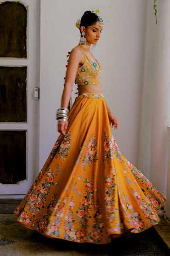 Buy Aangan By Parul Yellow Silk V-neck Odette Embroidered Lehenga And Blouse Set Online at Aza Fashions Buy_Aangan By Parul_Yellow Silk V-neck Odette Embroidered Lehenga And Blouse Set _Online_at_Aza_Fashions