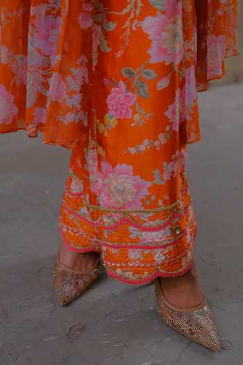 Aangan By Parul Orange Silk V-neck, Yes Estelle Poise Printed Kurta And Pant Set at Aza Fashions Aangan By Parul_Orange Silk V-neck, Yes Estelle Poise Printed Kurta And Pant Set _at_Aza_Fashions