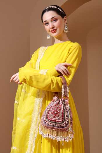 Buy House of Webhin Pink Embroidery, Beads, Pearls, Stones, Tassels, Fringe Zahra Velvet Potli Online at Aza Fashions Buy_House of Webhin_Pink Embroidery, Beads, Pearls, Stones, Tassels, Fringe Zahra Velvet Potli _Online_at_Aza_Fashions