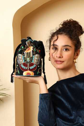 House of Webhin Parwana Black Potli 