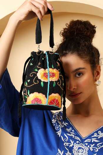 House of Webhin Black Embroidery, Beads, Tassels Parwana Potli at Aza Fashions House of Webhin_Black Embroidery, Beads, Tassels Parwana Potli _at_Aza_Fashions