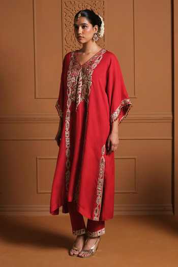 Sonia Khatri Red Crepe Split V-neck The Surkh Embroidered Kaftan And Pant Set at Aza Fashions Sonia Khatri_Red Crepe Split V-neck The Surkh Embroidered Kaftan And Pant Set _at_Aza_Fashions