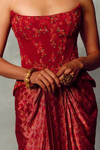 Dolly J Scarlet Heirloom Corset Set