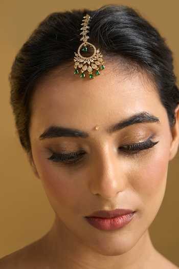 Shop Nazaakat By Samara Singh Green Bead Drop Maangtikka Online at Aza Fashions Shop_Nazaakat By Samara Singh_Green Bead Drop Maangtikka _Online_at_Aza_Fashions
