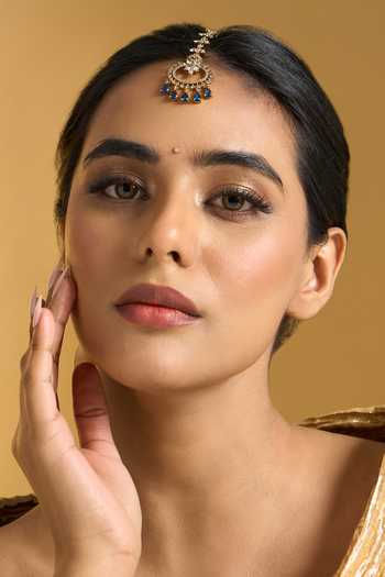 Buy Nazaakat By Samara Singh Blue Stone Studded Maangtikka Online at Aza Fashions Buy_Nazaakat By Samara Singh_Blue Stone Studded Maangtikka _Online_at_Aza_Fashions