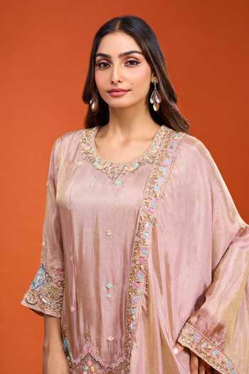 Buy_Samyukta Singhania_Peach Tissue Round Neck, Yes Embroidered Kurta Set 