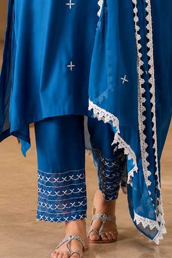 Jhambthreads Blue Silk V-neck, Yes Embroidered Straight Kurta Set Online at Aza Fashions Jhambthreads_Blue Silk V-neck, Yes Embroidered Straight Kurta Set _Online_at_Aza_Fashions