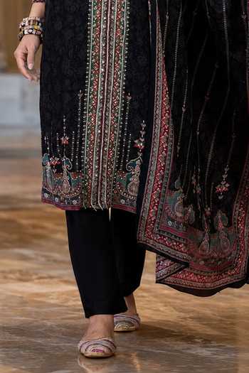 Jhambthreads Black Silk Round Neck Printed Straight Kurta Set Online at Aza Fashions Jhambthreads_Black Silk Round Neck Printed Straight Kurta Set _Online_at_Aza_Fashions