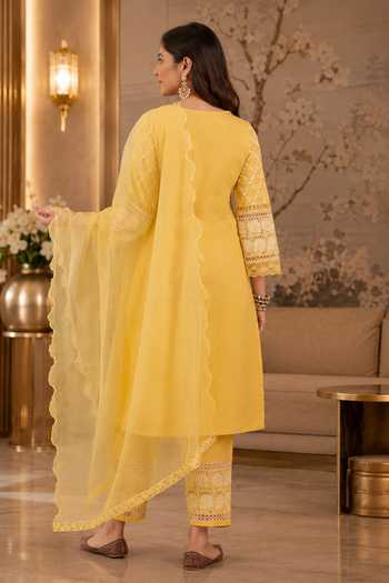 Jhambthreads Geometric Embroidered Kurta Set 