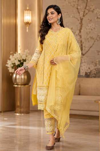 Jhambthreads Geometric Embroidered Kurta Set 