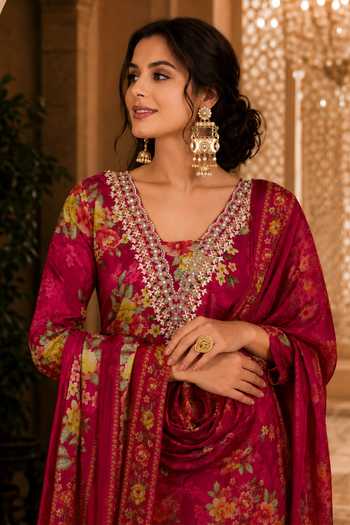 Shop Jhambthreads Pink Silk V-neck Floral Print Kurta Set Online at Aza Fashions Shop_Jhambthreads_Pink Silk V-neck Floral Print Kurta Set _Online_at_Aza_Fashions