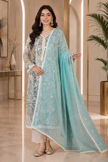 Jhambthreads Floral Embroidered Kurta Set 