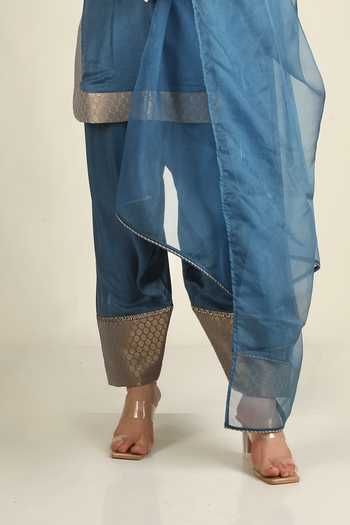 Buy_Jhambthreads_Blue Organza, Satin, Modal V-neck, Yes Placement Embroidered Kurta Set 