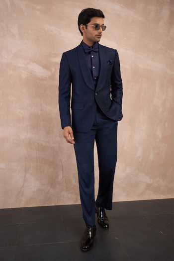 Arjan Dugal Inara Textured Tuxedo Set