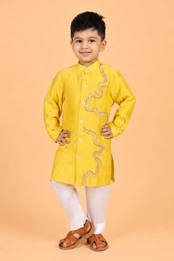 Turqidz By Shweta Aggarwal Embroidered Kurta & Pyjama Set 