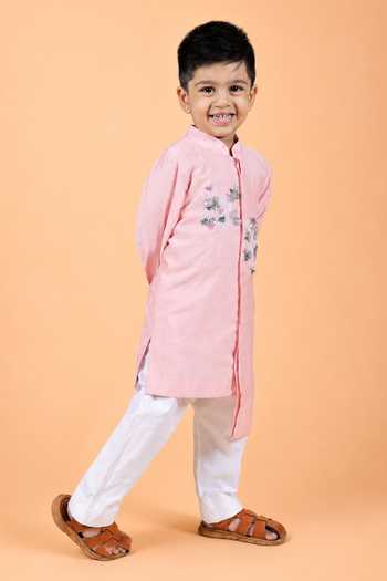 Buy Turqidz By Shweta Aggarwal Pink Chanderi Embroidered Kurta Set Online at Aza Fashions Buy_Turqidz By Shweta Aggarwal_Pink Chanderi Embroidered Kurta Set _Online_at_Aza_Fashions
