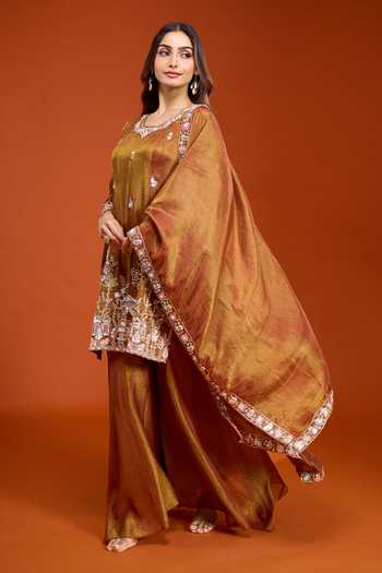 Samyukta Singhania Brown Round Neck, Yes Embroidery Kurta Set With Dupatta at Aza Fashions Samyukta Singhania_Brown Round Neck, Yes Embroidery Kurta Set With Dupatta _at_Aza_Fashions