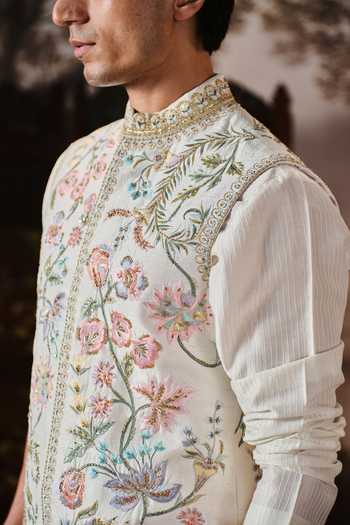 Shop Mahima Mahajan Ivory Silk, Chanderi Embroidery Idris Bundi And Kurta Set Online at Aza Fashions Shop_Mahima Mahajan_Ivory Silk, Chanderi Embroidery Idris Bundi And Kurta Set _Online_at_Aza_Fashions