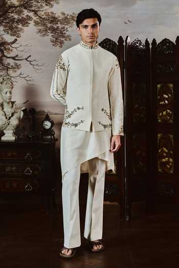 Mahima Mahajan Ivaan Embroidered Bundi & Kurta Set 