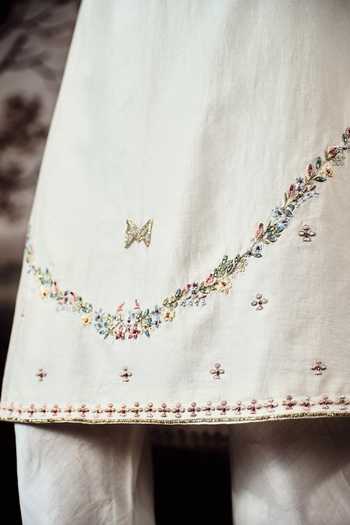 Buy Mahima Mahajan Ivory Chanderi, Cotton Ishir Embroidered Kurta And Trouser Set Online at Aza Fashions Buy_Mahima Mahajan_Ivory Chanderi, Cotton Ishir Embroidered Kurta And Trouser Set _Online_at_Aza_Fashions
