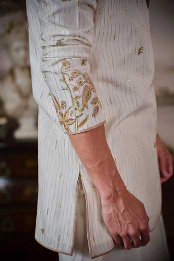 Buy Mahima Mahajan Ivory Chanderi, Cotton Jihan Embroidered Kurta Set Online at Aza Fashions Buy_Mahima Mahajan_Ivory Chanderi, Cotton Jihan Embroidered Kurta Set _Online_at_Aza_Fashions