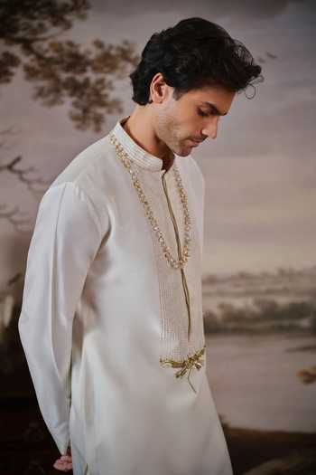 Buy Mahima Mahajan Ivory Chanderi Bhavin Embroidered Kurta Set Buy_Mahima Mahajan_Ivory Chanderi Bhavin Embroidered Kurta Set