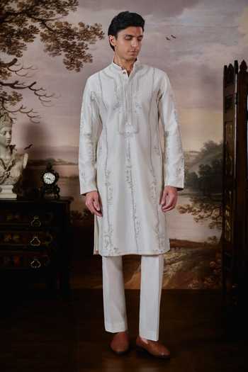 Mahima Mahajan Charan Chanderi Embroidered Kurta Set 