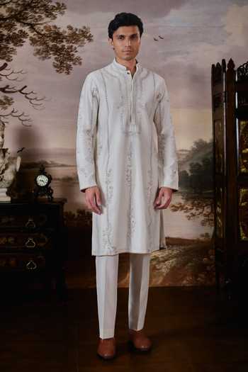 Shop Mahima Mahajan Ivory Cotton, Chanderi Charan Embroidered Kurta Set Online at Aza Fashions Shop_Mahima Mahajan_Ivory Cotton, Chanderi Charan Embroidered Kurta Set _Online_at_Aza_Fashions