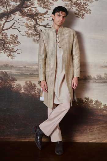 Mahima Mahajan Vidhart Embroidered Sherwani Set 