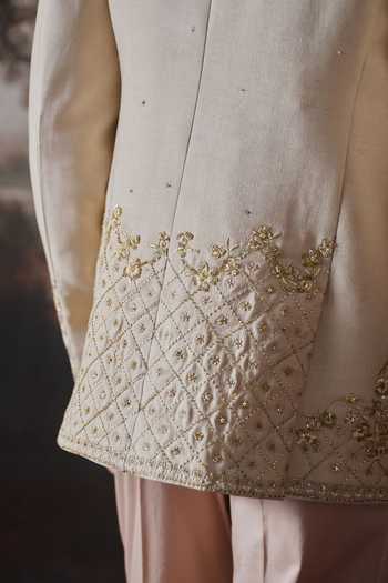 Buy Mahima Mahajan Beige Chanderi, Crepe, Cotton Satin Iyas Embroidered Bandhgala Jacket Set Buy_Mahima Mahajan_Beige Chanderi, Crepe, Cotton Satin Iyas Embroidered Bandhgala Jacket Set