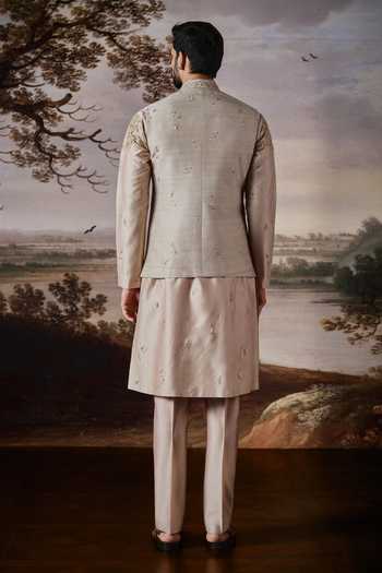 Mahima Mahajan Kavish Embroidered Bundi Kurta Set 