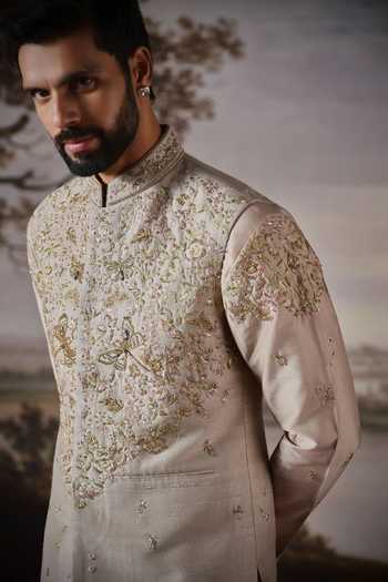 Shop Mahima Mahajan Beige Silk, Chanderi Embroidery, Zari Kavish Bundi Kurta Set Online at Aza Fashions Shop_Mahima Mahajan_Beige Silk, Chanderi Embroidery, Zari Kavish Bundi Kurta Set _Online_at_Aza_Fashions