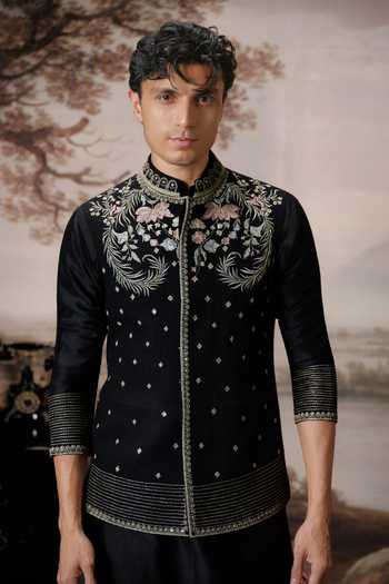Buy Mahima Mahajan Black Silk, Chanderi Embroidery, Zari Anay Bundi And Kurta Set Buy_Mahima Mahajan_Black Silk, Chanderi Embroidery, Zari Anay Bundi And Kurta Set