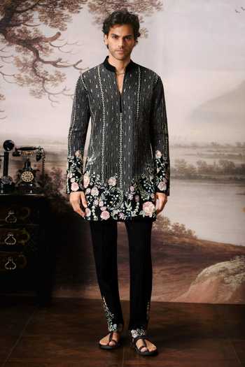 Mahima Mahajan Arnit Embroidered Chanderi Kurta Set