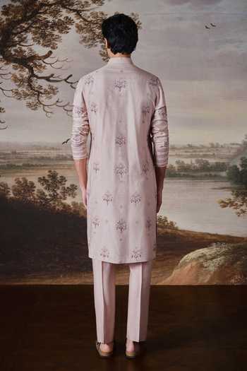 Mahima Mahajan Yuvan Embroidered Chanderi Kurta Set