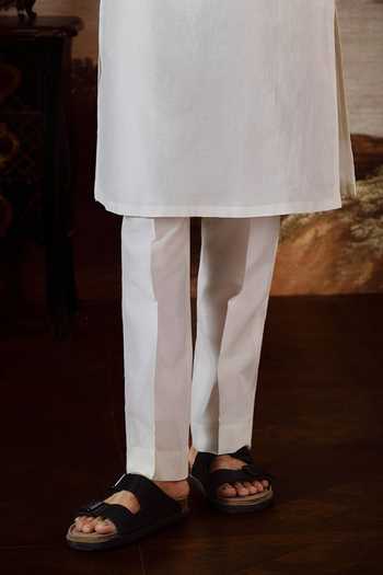 Mahima Mahajan Ivory Chanderi Tejas Embroidered Sleeve Kurta Set Online at Aza Fashions Mahima Mahajan_Ivory Chanderi Tejas Embroidered Sleeve Kurta Set _Online_at_Aza_Fashions