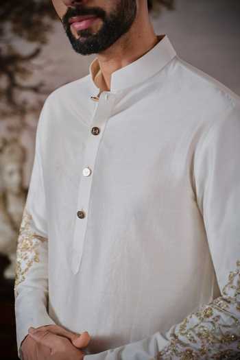 Buy Mahima Mahajan Ivory Chanderi Tejas Embroidered Sleeve Kurta Set Online at Aza Fashions Buy_Mahima Mahajan_Ivory Chanderi Tejas Embroidered Sleeve Kurta Set _Online_at_Aza_Fashions