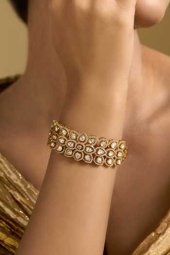 Buy Nazaakat By Samara Singh Gold Plated Polki Faux Diamond Studded Bracelet Buy_Nazaakat By Samara Singh_Gold Plated Polki Faux Diamond Studded Bracelet