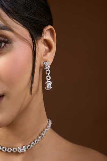 Buy_Nazaakat By Samara Singh_Silver Plated Stone Studded And Cutout Necklace Set 