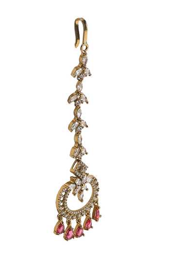 Buy Nazaakat By Samara Singh Red Stone Studded Maangtikka Online at Aza Fashions Buy_Nazaakat By Samara Singh_Red Stone Studded Maangtikka _Online_at_Aza_Fashions