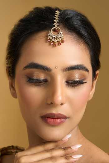 Nazaakat By Samara Singh Bead Drop Maangtikka